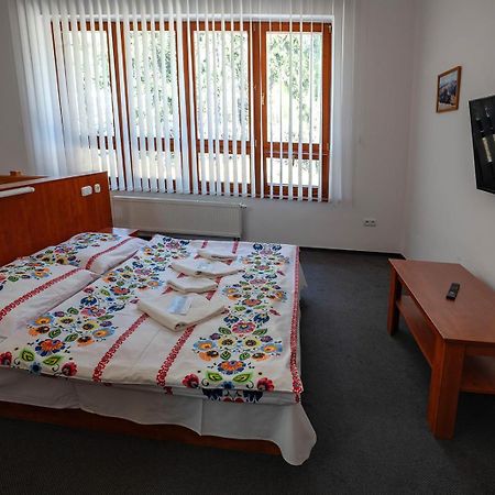 Ferienwohnung Studia Sprava Tanapu Štrbské Pleso Exterior foto