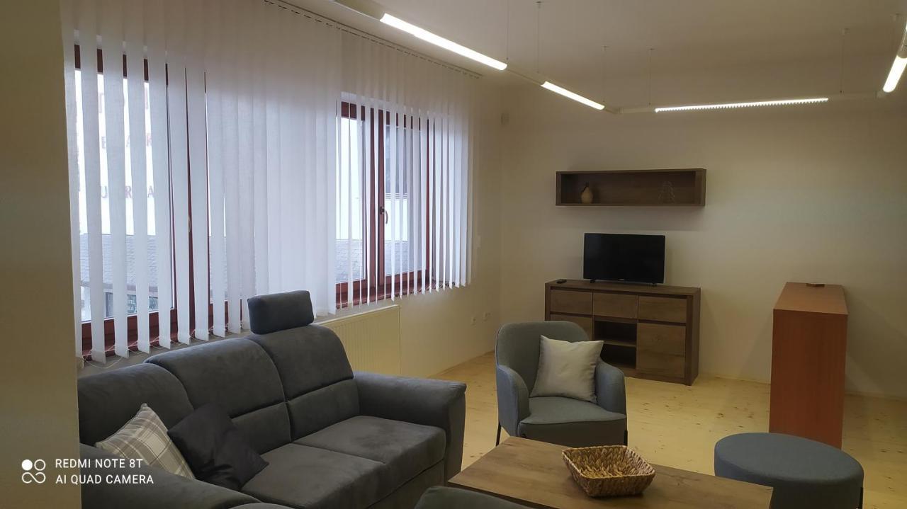 Ferienwohnung Studia Sprava Tanapu Štrbské Pleso Exterior foto